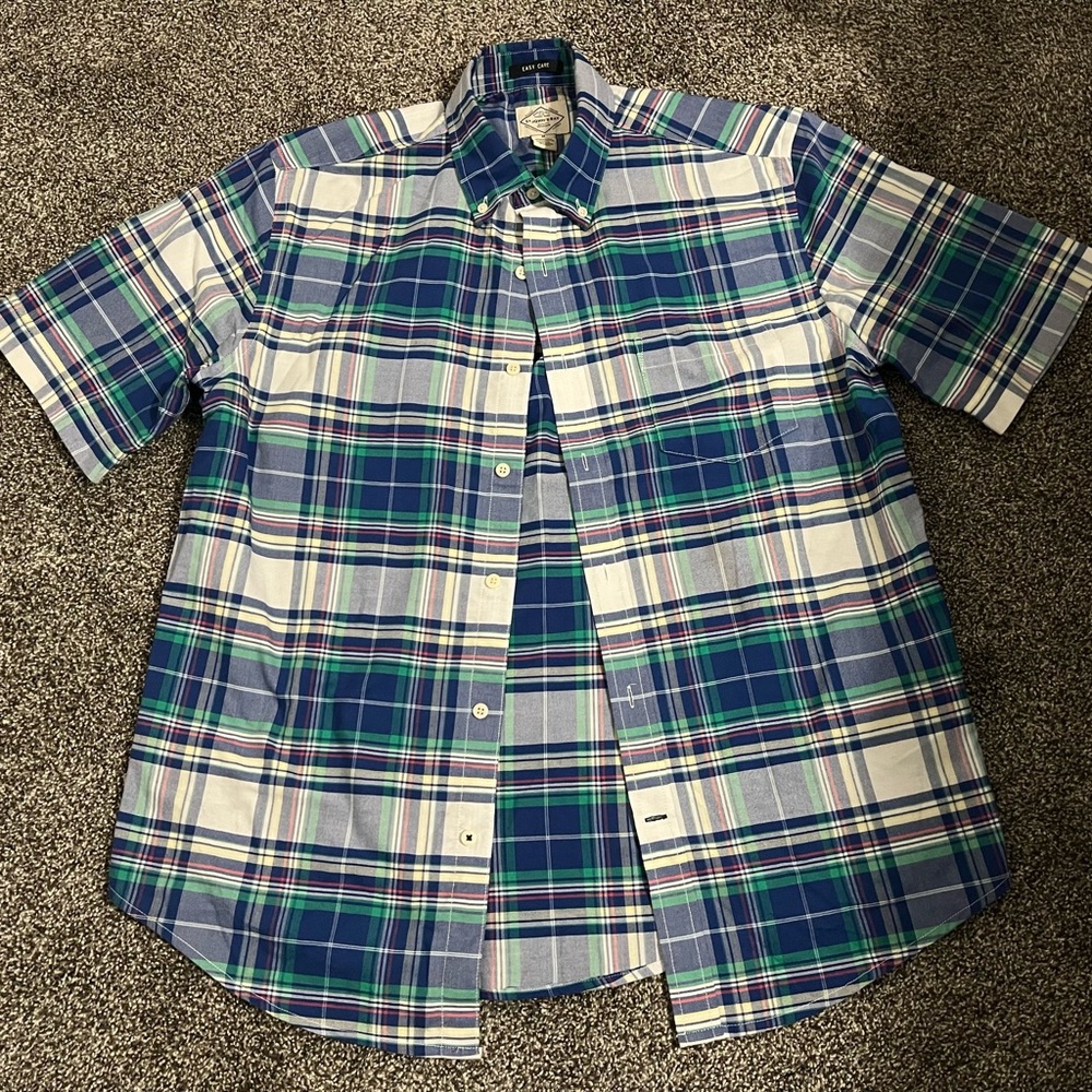 St. John’s Bay - Men's Blue Plaid Short Sleeve Shirt - Size Medium